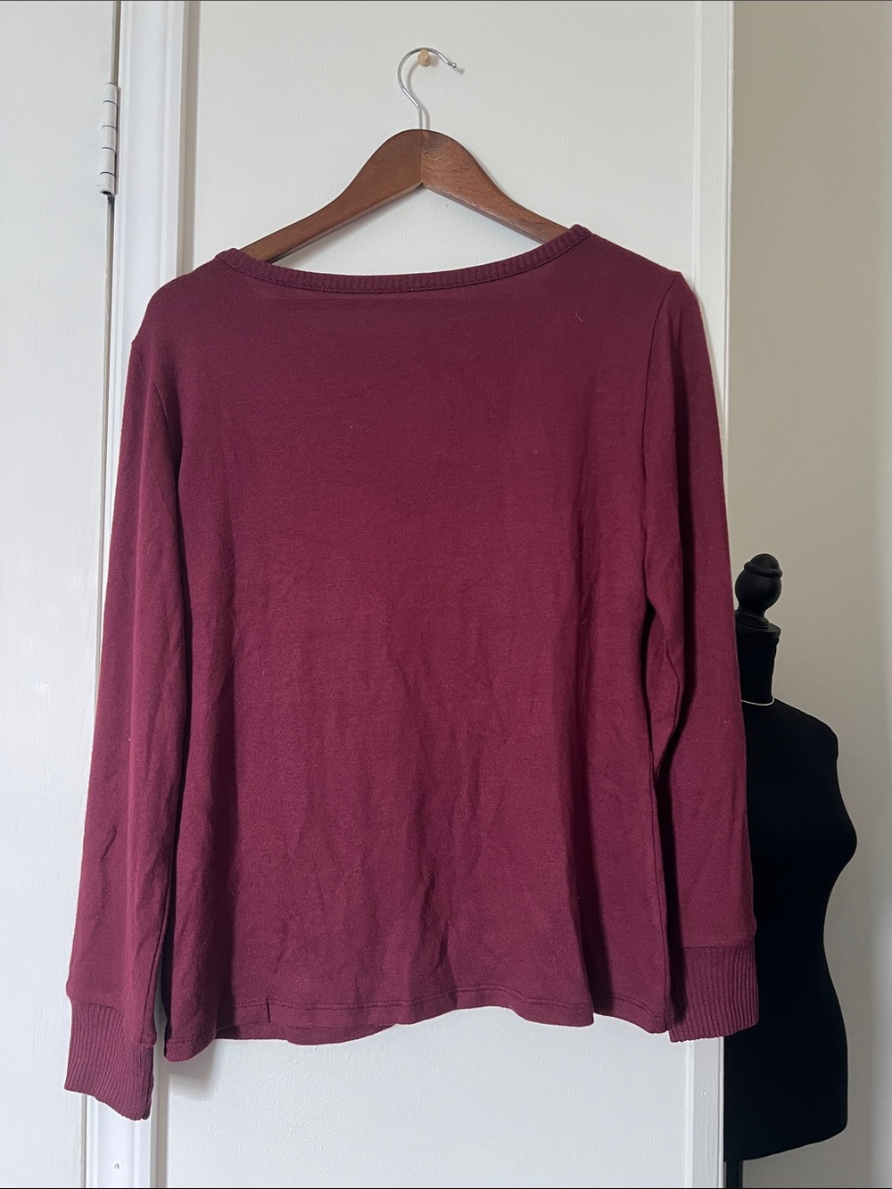 Kindred Bravely CozyKnit Nursing Lounge Top Medium NWT Deep Burgundy Maternity - Picture 3 of 5